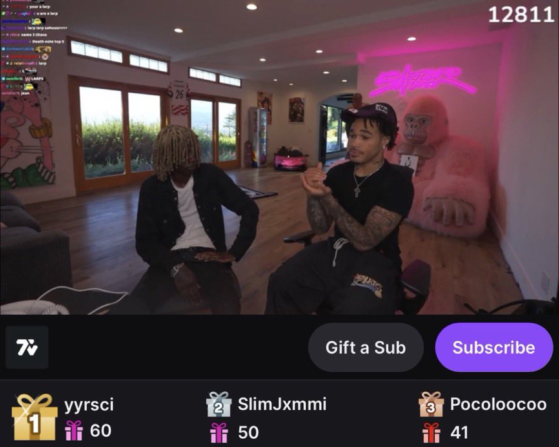 42CEO_'s tweet photo. Bleood pulled up to Plaqueboymax’s stream https://t.co/iIHYCFf8ik