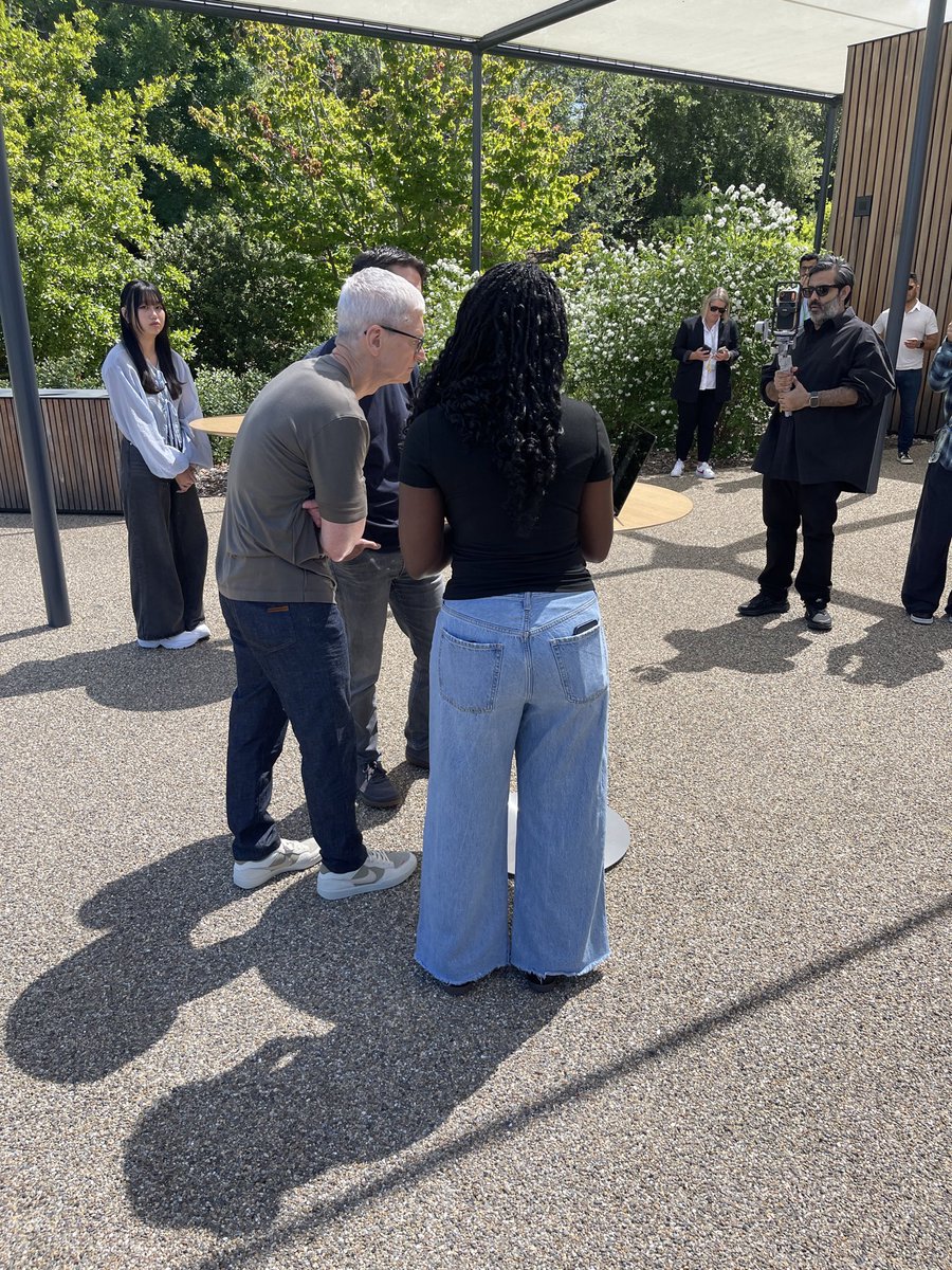 KHPH11's tweet photo. It’s not every day you get to take a selfie with Tim Cook, CEO of Apple, and John Ternus, Apple’s incoming CEO. https://t.co/63dXS1secl
