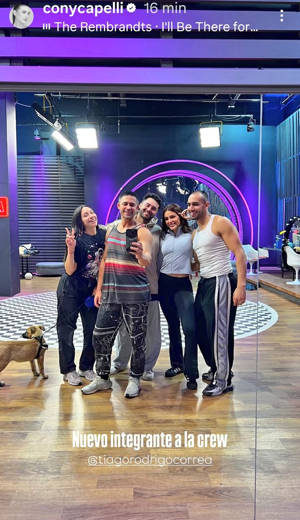 IturraPena1510's tweet photo. "Estoy expectante,pero con las mejores vibras para ver el miércoles la presentación de Cony, Angelo y Tiago en FDB será increíble. Se une el talento, técnica, energía y amor x el arte💃🏻para regalarnos una increíble presentación👏🏻👏🏻 #GranConstanza #FiebreDeBaileChv #FiebreCapelli https://t.co/j0myrIFYLe