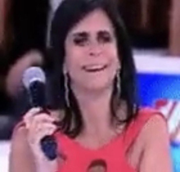 fesbowie's tweet photo. @StatsOnCarey @realbigstick @winsltcarey natal tá chegando porcah, não adianta se esconder, fica pra ser a ceia https://t.co/TzeoJ51g4L