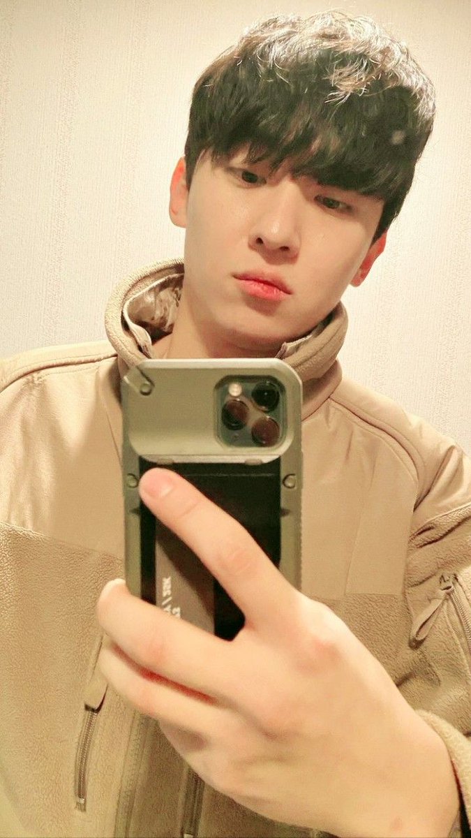 yoongmilli18's tweet photo. Happy birthday to the most charismatic and our multi talented Kim Jinyoung 🎂🥳💖
Stay healthy, stay happy, keep shining, and all the best for your upcoming projects.
Thank you for always working so hard dex. We will always support you! 🤍
#dex #덱스 #HappyDexDay https://t.co/u4LsFUzBhf