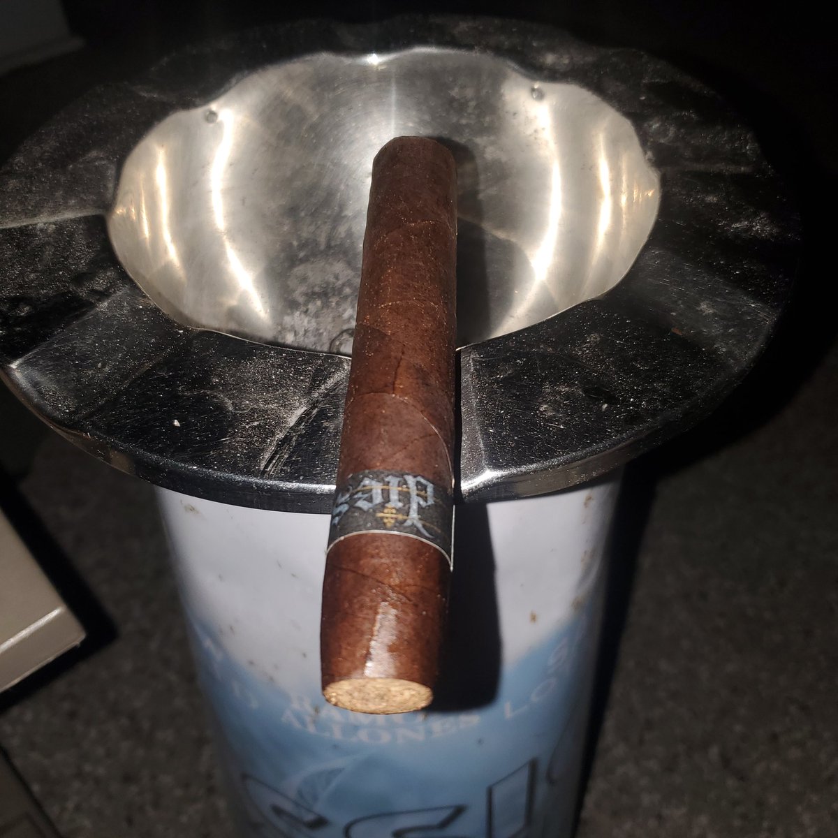 BTehanOSU's tweet photo. #2COTD Diesel!!! @AJFcigars #greycliffeatthequarry #pssita #CigarLifeStyle #CigarBrotherhood #giddyup https://t.co/oddCDNCV4H