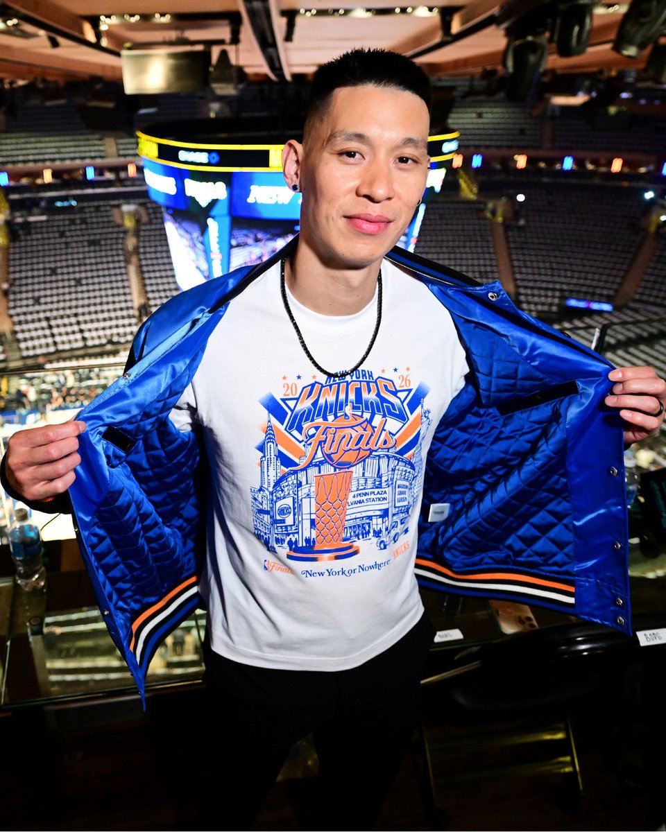 NBA_Philippines's tweet photo. Linsanity is back in the Garden 💙 https://t.co/42ayKRtDrG