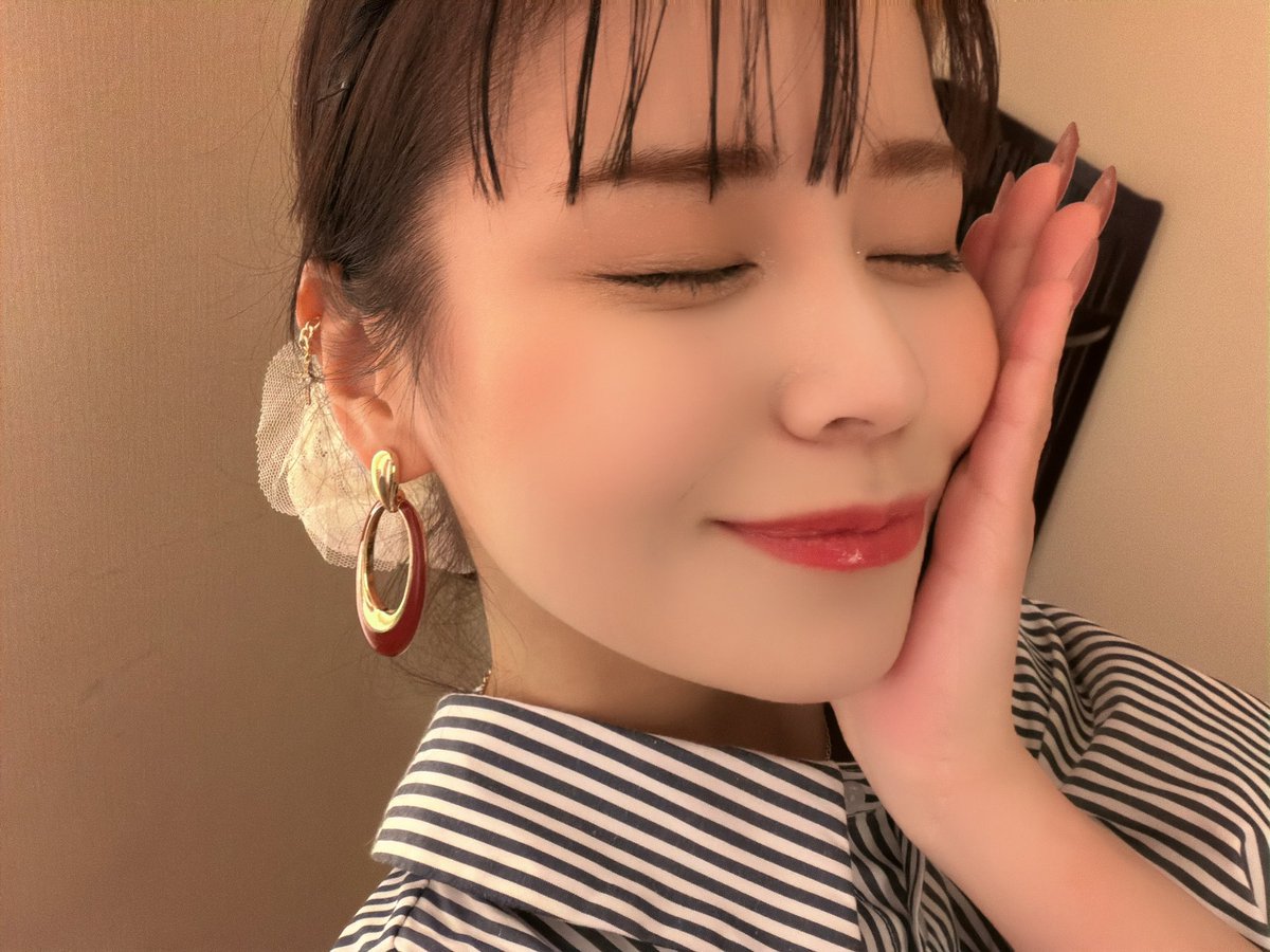 _yu_8_8's tweet photo. 5年ぶりの
回らない回転寿司感動した😭👏✨
トロけるし滑らかな舌触り
美味しかった(,,•﹏•,,)
お寿司の食べ方わからんから
恥ずかしいから個室に
したら楽でゆったりできた😂

レモンサワー2杯
日本酒三合

BARでテキーラわっしょい
└(ﾟ∀ﾟ└)　(┘ﾟ∀ﾟ)┘
チェイサーは勿論山崎のハイボー��🥃 https://t.co/DNm99Jsgw4