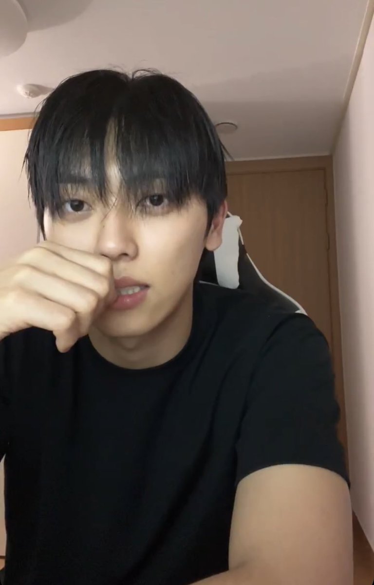 layincoffin_'s tweet photo. 홍천프린스 이후의 행보 생각하면 웃음 못 참아 https://t.co/LSwL4FWlnp