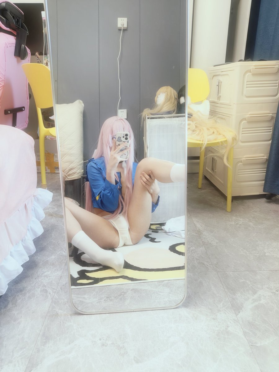 migemi5's tweet photo. 还限流只能先停更了，几百浏览还不如不发了 #伪娘 #男娘 https://t.co/Ou5N2R77hF