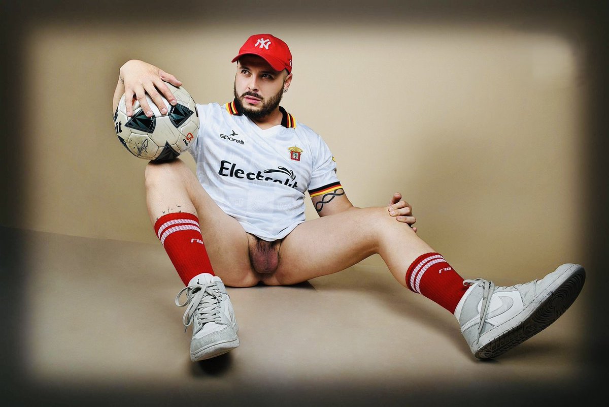 brandomxxx's tweet photo. Ya huele a mundial 👃⚽️ https://t.co/uVM7ms3kgv