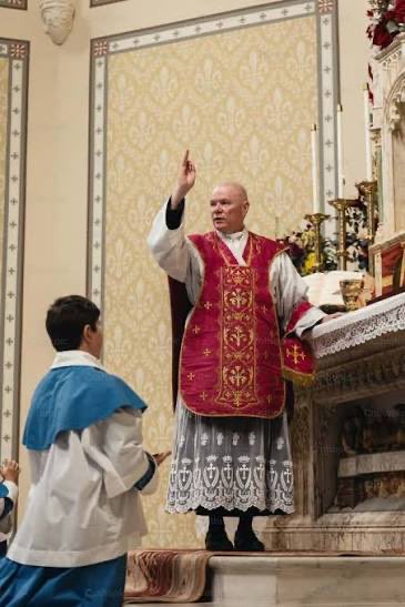 07MMF's tweet photo. An absolution formula is a formula that contains the verb ‘absolvo’. If the formula lacks that verb it is not an absolution.

The prayer you have quoted is not an absolution is just a prayer hoping for God’s Mercy just that. 

No specific ‘absolution’ reference as before. In the TLM the priest says “indulgentiam…” and gives the absolution making the sign of the cross (see the picture). That doesn’t happen at the new mass.

The doc you quoted its mistaken.