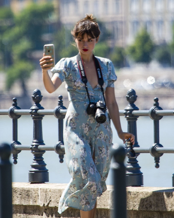 cinevow's tweet photo. Ana de Armas in Budapest, 2016 https://t.co/HOwlYnf2E8