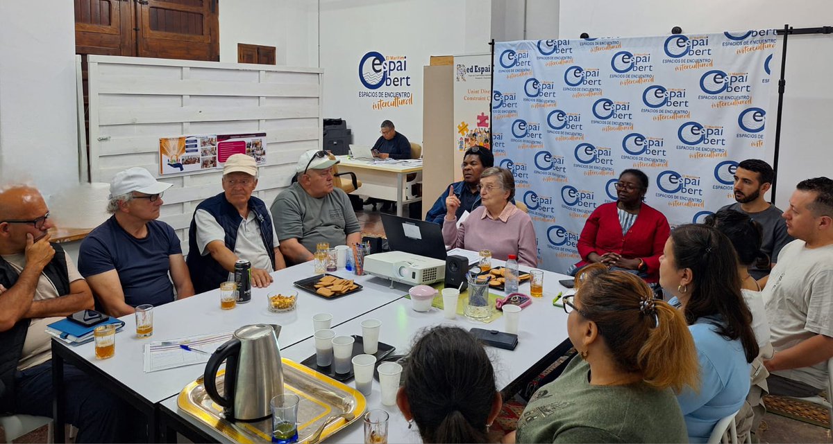 ESPAIOBERTM's tweet photo. Café con Amor reflexionó sobre vivienda digna, empleo y formación junto a la campaña Vedruna por un hogar con derechos. #ValenciaInclusivaYDiversa https://t.co/x5ht8h5gN2