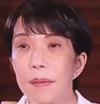tekina_osamu's tweet photo. 高市早苗「これまでの答弁に揺るぎはない」。一貫して嘘をついているもんね。
嘘の上に嘘を塗り重ねる。だから「揺るぎない」。 https://t.co/VOxlOj23sC