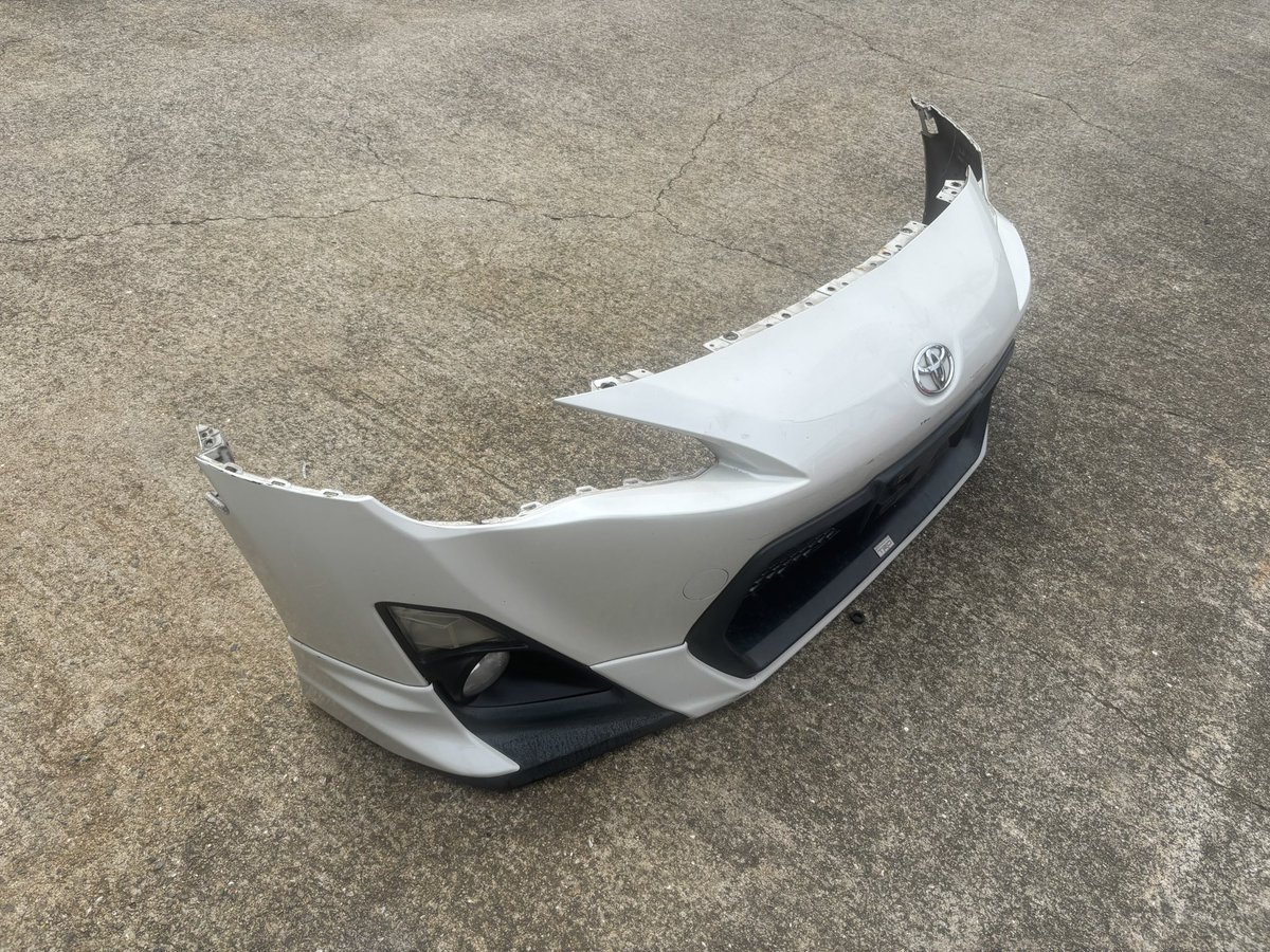 CLOSERBRZ's tweet photo. ZN6 前期 TRD リップ付き
売ります‼️ 関西から できたら手渡し希望 https://t.co/6fUd7hXt28