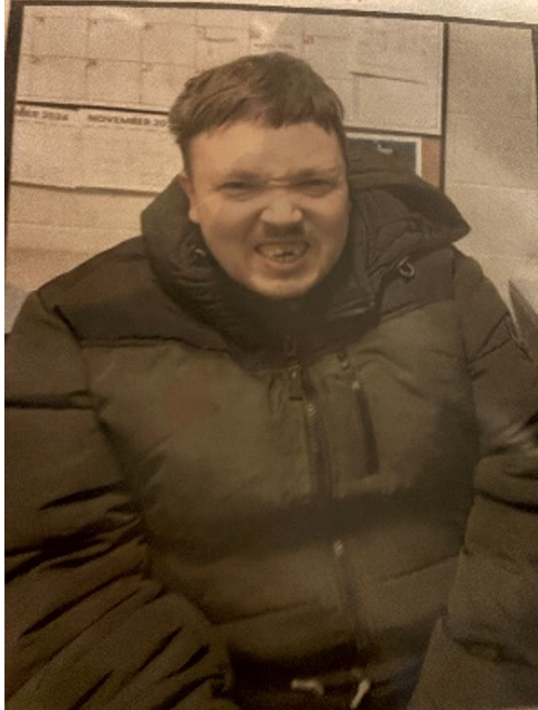 LMPD's tweet photo. 🚨ENDANGERED MISSING PERSONS ALERT: Our Missing Persons Unit has issued a "Golden Alert" for Aaron Robertson. He's 37. Last seen on 6/8/26 from 9400 blk of Stonelanding Place. He's in need of medication &amp; family is concerned for his safety. Call 911 or 574-LMPD (5673) #LMPD https://t.co/hB10C34kYT