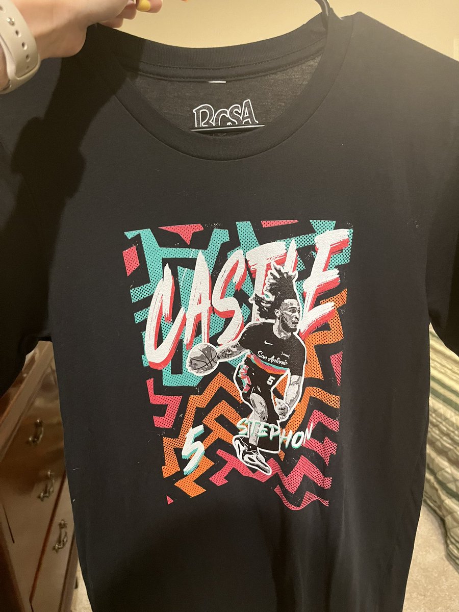 heathervara23's tweet photo. 😮‍💨😮‍💨😮‍💨what a game!! And also shoutout to @MCS_GC and @BexarApparel for the awesome Castle shirt 😍! Love the retro colors! Thank y’all!! GSG! 🏀 
🩵🩷🧡 https://t.co/aE2HBdZofQ