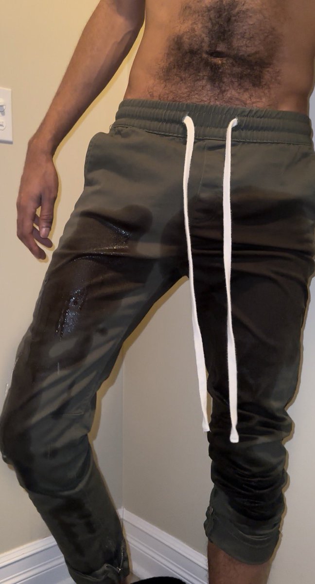 servesega's tweet photo. I know I’ll find my wetting partner soon. Repost to help me find a girlfriend into omorashi or desperation wetting https://t.co/MV3tdlUIzD