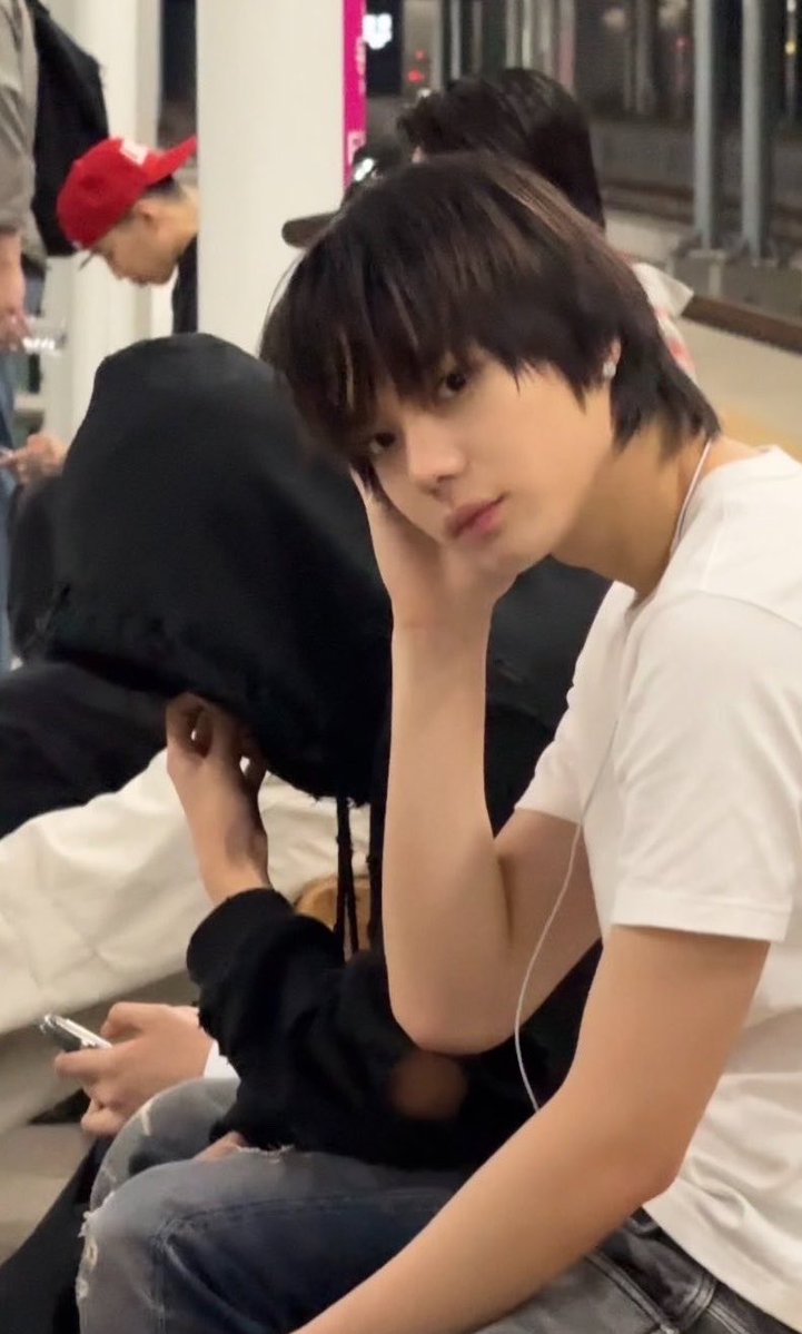 오? tweet media