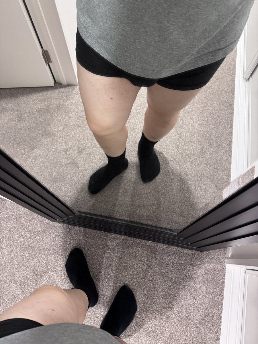 GilbertSun1's tweet photo. Show me your black socks bro https://t.co/eNQDPpkoNx