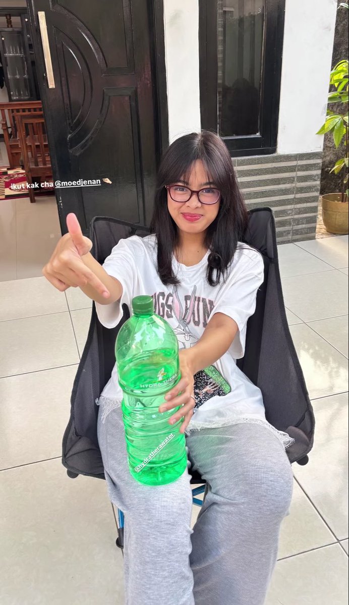 Andinnnsss's tweet photo. pokoknya kalo ponian dia makin kaya bociel, gemes bgtt 😫🤏🏻🤏🏻 https://t.co/FFSCPDjA0W