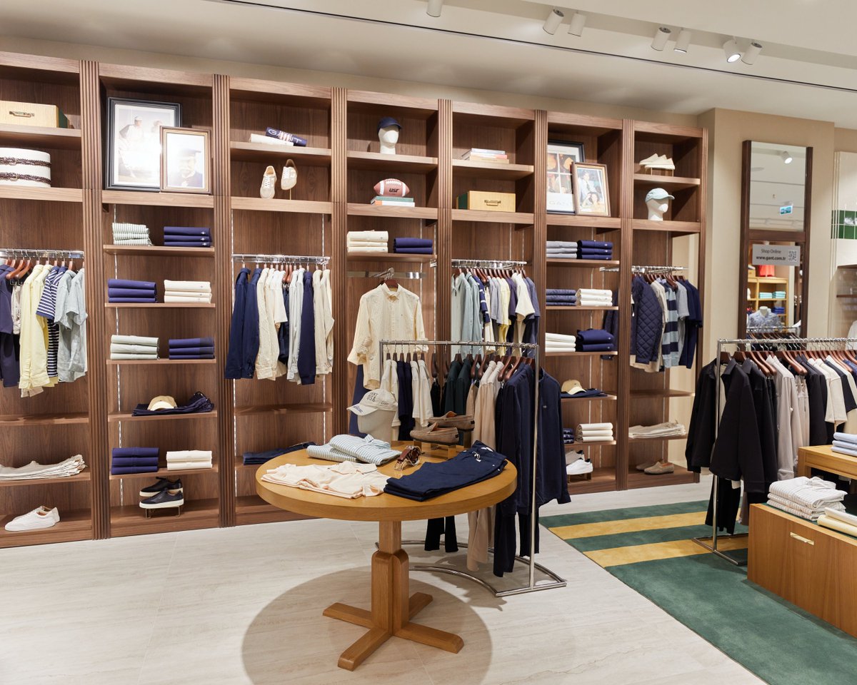 ZorluCenter's tweet photo. GANT, yeniden tasarlanan Zorlu mağazasıyla daha modern, sıcak ve ilham verici bir alışveriş deneyimi sunuyor.
#zorludayız #gant @GANT1949 https://t.co/enFjbrBLqb