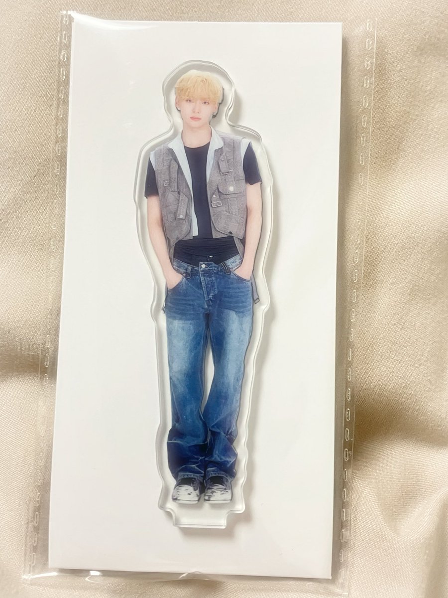 beomm_oa's tweet photo. ローソンコラボのサンウォン無事ゲット🎀🤍 https://t.co/sLkt9PTyOy