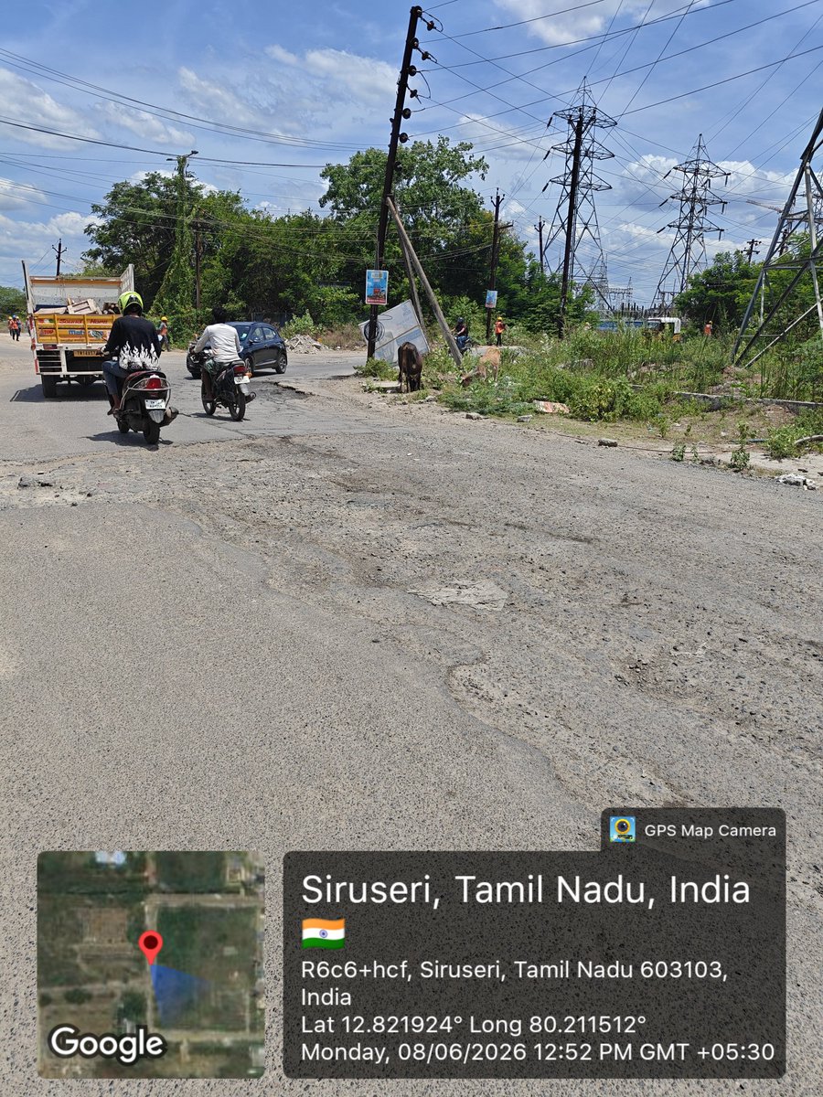 BeKarthiraja's tweet photo. The road conditions inside Siruseri SIPCOT are in a very pathetic state. Major junctions are filled with potholes, making daily commuting unsafe for thousands of employees and residents.

At least one or two accidents occur every week due to the poor condition of these roads. Many IT professionals, including women and men, have suffered falls and sustained injuries while travelling through Siruseri SIPCOT.

This issue has been repeatedly brought to the attention of the concerned authorities and SIPCOT management for more than five years, but a permanent solution is still pending
I sincerely request our constituency MLA, Mr. Vijayaraju to look into this matter immediately and treat it as a high-priority public safety concern. Timely action can help prevent further accidents and ensure safer roads for everyone.

@CMOTamilnadu
@TVKVijayHQ
@CMJosephVijayHQ
@BussyAnand
@CTR_Nirmalkumar
@AadhavArjuna
@arunraajkg
@TN_SIPCOT
@SIPCOTTN
@fomrra
#SiruseriSIPCOT #RoadSafety #OMR #Infrastructure #PublicSafety #Chennai