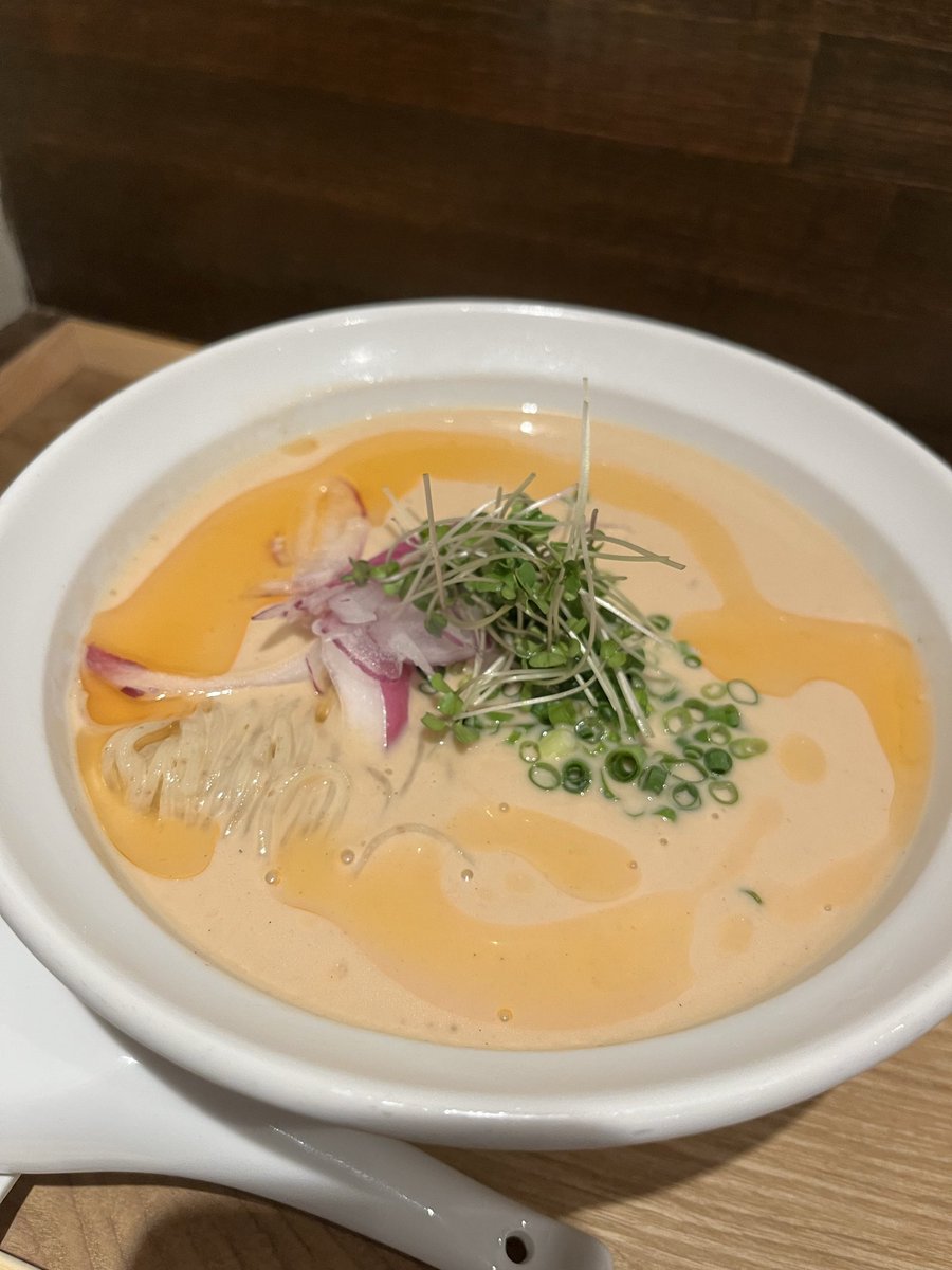 sans_3___s's tweet photo. 朝飯はニボシマニア🍜
冷やし阿候鯛鮮魚ソバを食う！
うますぎた〜〜😋
その後は蒲田温泉でサ活🧖
黒水風呂が新しくできてました🙌
今日もいい湯でした♨️

#サウナ 
#サ活 
#蒲田温泉 
#ニボシマニア 
#niboshimania https://t.co/0bznOTl6Uk