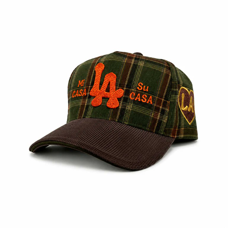 GoodQualityHum's tweet photo. allow us to introduce you to our flannel collection: The 'Mi Casa Su Casa' hat is all about warmth, welcome, and repping that open-door energy.  In LA we believe in hospitality. This is our universal way of saying "WELCOME". Come as you are. Stay as long as you like.

#losangeles #streetwear #flannel #goodqualityhuman