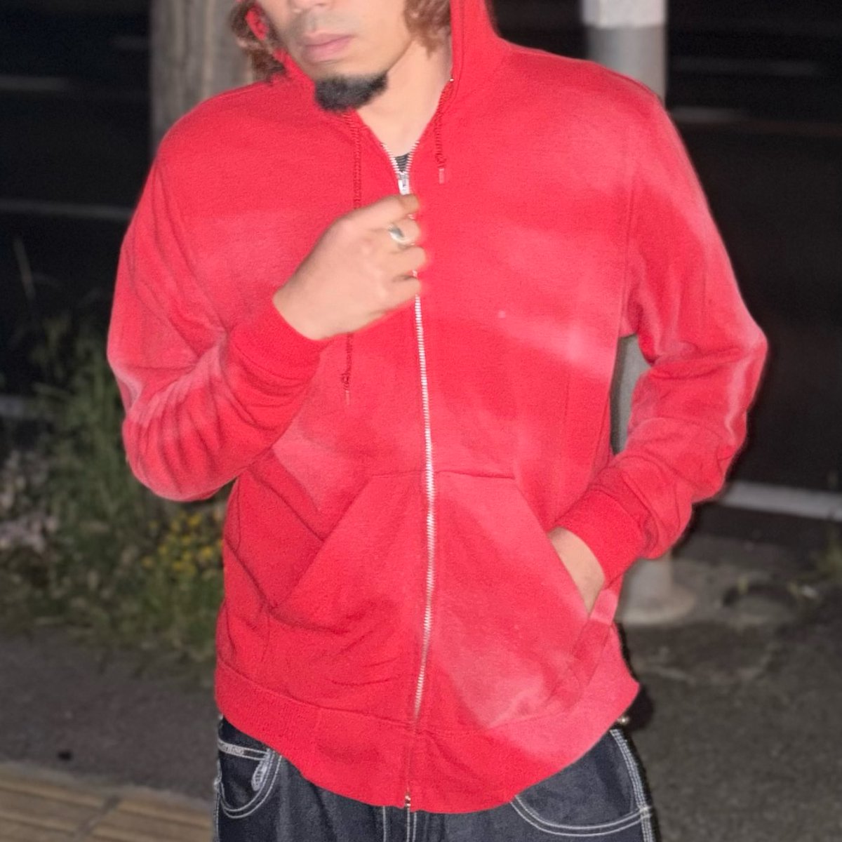 KOLDS4's tweet photo. .
【新入荷】
80's Zip Hoodie
.
SIZE…M
【参考：169㎝ 通常サイズL  W31㌅】
.
PRICE…¥11520-（税込）
（SNSフォロワー様店頭限定割引価格)
.
ようやく入荷の赤ジップパーカー！！！
サイズ感もジャストサイズ◎ https://t.co/jrVPF2bVWy