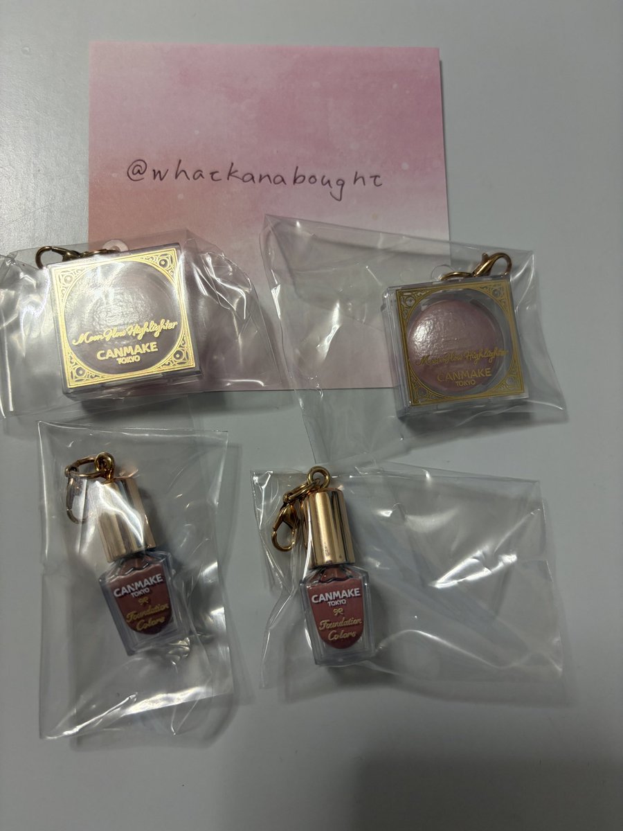 whatkanabought's tweet photo. 【交換募集！】
キャンメイク CANMAKE TOKYO ミニチュアチャーム＆グミ
譲:
②ファンデーションカラーズ06
③ファンデーションカラーズ09
⑤ムーングロウハイライター02×2
求
⑥マシュマロフィニッシュパウダーMO
⑧グロウフルールチークス17
郵送交換できればと思います、よろしくお願いいたします！ https://t.co/eG44uDwx0r