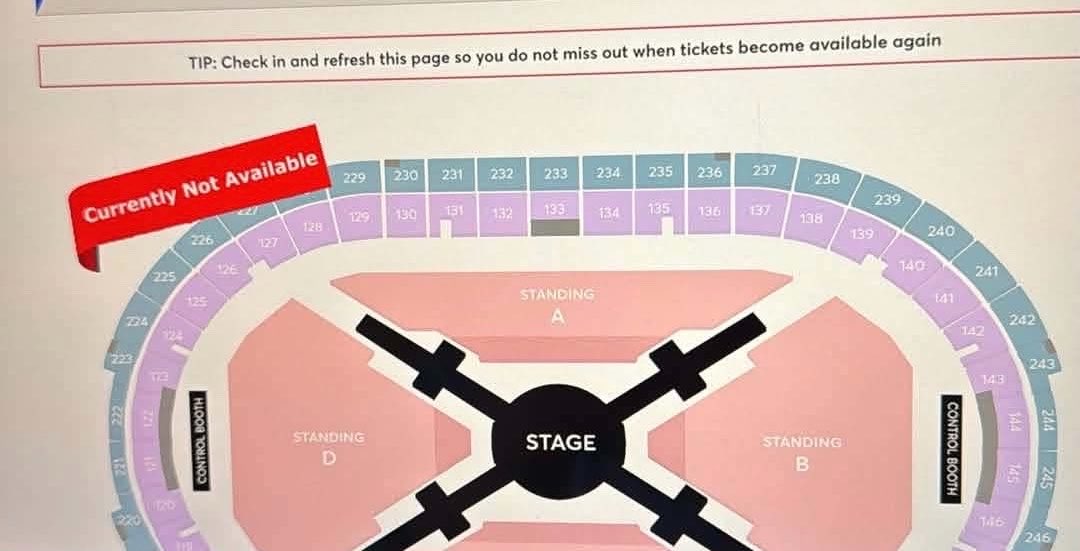 odevelvet's tweet photo. SINO BA NAKAISIP LUMIPAT NG TICKETMASTER https://t.co/f76Zya6fUq