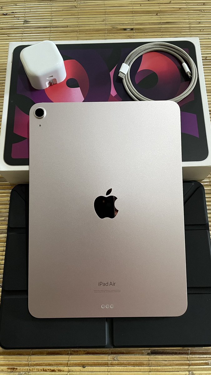 jibooo0009's tweet photo. iPad Air 5 (M1) Pink 64GB
- Ex Inter Wifi
- All Fungsional Good, No Issue
- Fisik 99% Muluss
- Chip M1 Powerful
- Include Box, Charger, Y-Fold Case, Terpasang ScreenProtector
📍Bogor
Price 5.9
wts wtb iphone xs xr 11 12 13 14 15 16 17 pro max mini gen ibox jakarta depok #zonauang https://t.co/CMBzw4VnaY