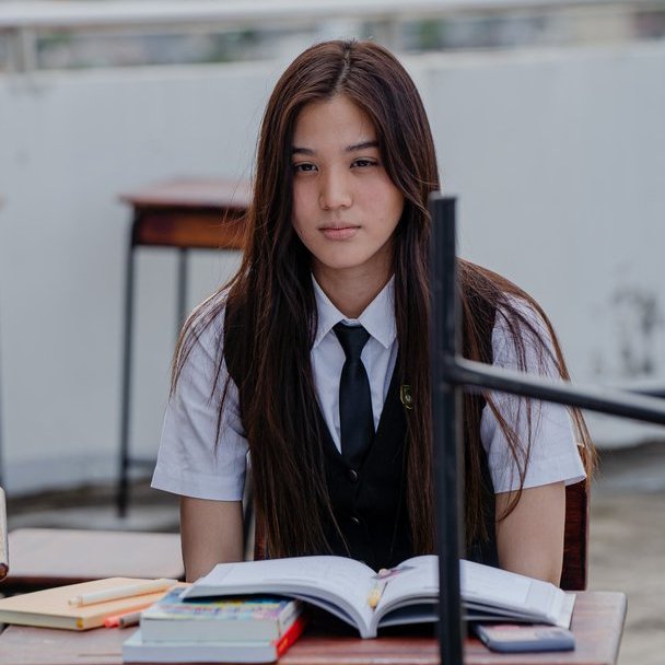 BabimilZzz's tweet photo. วันนี้มาเรียนในลุค ปรุงจืด ค่ะ https://t.co/ZjQqITT5AY
