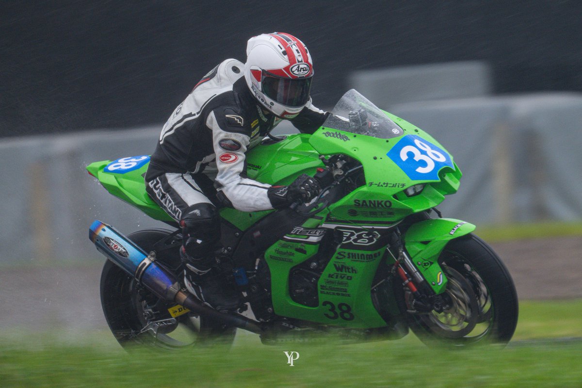 NinjaYugo's tweet photo. team38

8耐も参戦します。
Kawasakiの社内チームです。

応援よろしくお願いします。

#鈴鹿サンデーロードレース 
#第二戦 https://t.co/Vtjw1sf8qA