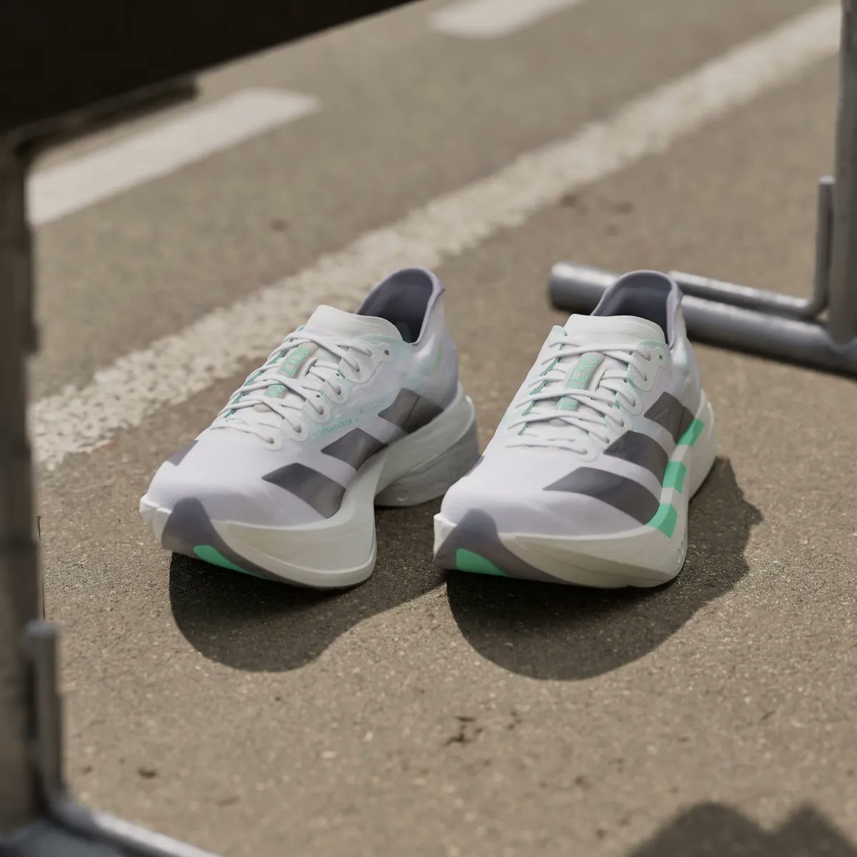 snkrslab's tweet photo. 6/12 10時発売 先着順PR
アディダス アディゼロ アディオス プロ 4
https://t.co/lrtKvIFmlb https://t.co/03Qb5Hl9Ju