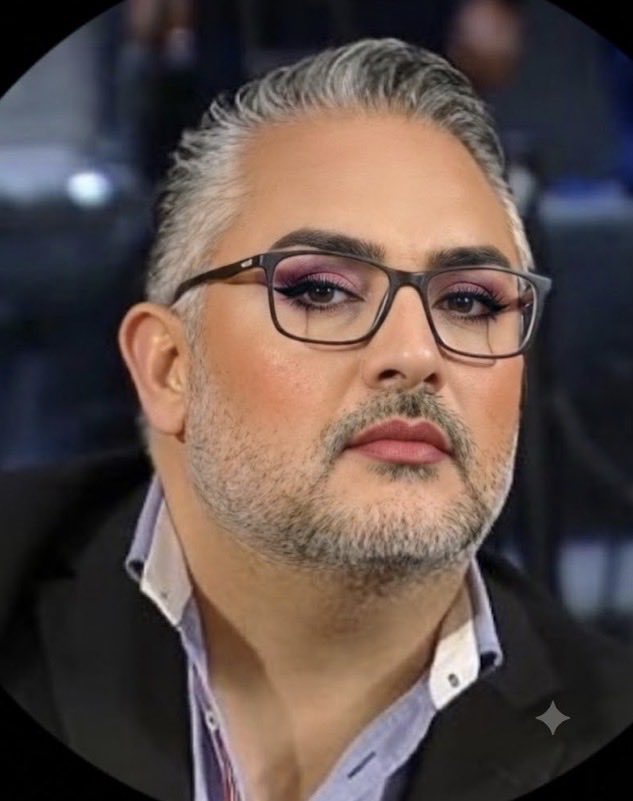 hpr221's tweet photo. @SergioMayerb @_VicenteSerrano Jajaja, eres un pinche cerdo @_VicenteSerrano, ahora resulta que te gusta @SergioMayerb?, no tienes llenadero, primero con el pelón @sevillacritico, después con los de mantenimiento de @Azteca, quien falta acaso @lordmolecula?.

Eres una prra Chenta. https://t.co/yiuY4SrMnU