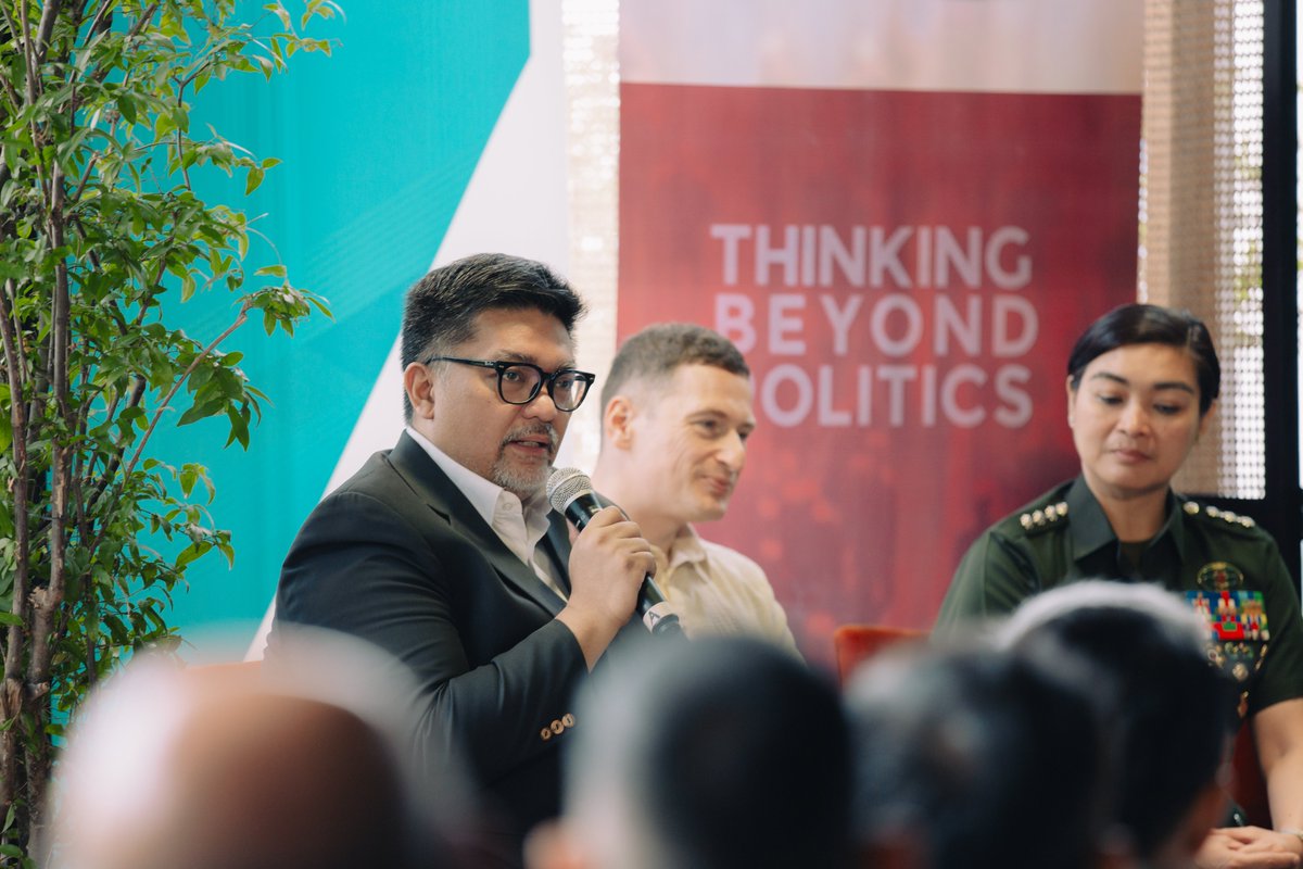 kasphilippines's tweet photo. Col. Francel Padilla-Taborlupa and Mr. @docligot gave their insights following the presentation. An interactive panel moderated by Ms. Sophiya Navarro followed.

Thank you to all attendees for a thoughtful and dynamic exchange of views.

#ManilaCalling #KAS4Security https://t.co/X5a3RNiy7b