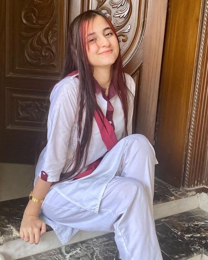 Sarakhan49309's tweet photo. Hi 😊 https://t.co/f1BXskog7s