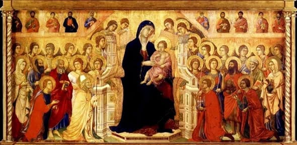 gozARTE's tweet photo. TAL DÍA COMO HOY... En 1311 se instaló en la catedral de #Siena el altar de la "Maestá" de #Duccio, una de las grandes joyas de la Historia del Arte. El retablo, que tenía pinturas en el anverso y el reverso, fue llevado en procesión hasta la catedral, instalándose en el altar mayor. A principios del siglo XVI se quitó de allí y tiempo después se desmontó, desperdigándose algunas de las tablas (una de ellas, la única obra de Duccio que está en España, acabó en la colección Thyssen).

El retablo nos muestra a la Virgen con el Niño en majestad, sentada en un trono (representado con una perspectiva todavía no muy lograda, pero que consigue dar sensación de profundidad), rodeada de santos y ángeles. El fondo, como en toda la pintura religiosa de esa época, es de oro, para trasladarnos a un espacio sobrenatural, aunque en alguna de las escenas de la vida de Cristo y de la Virgen ya va habiendo algún elemento de paisaje (rocas, árboles...).