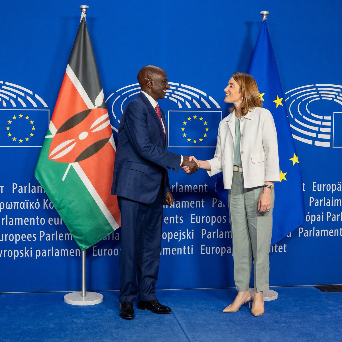 Belive_Kinuthia's tweet photo. While others are busy with politics and court cases, President Ruto is in Belgium hunting for deals.

So far, he has bagged the following;

✅ KSh 15.3 billion for Kenya's digital future
✅ KSh 5.6 billion for faster and cheaper internet
✅ More trade and investment opportunities
✅ Thousands of potential jobs

Some leaders bring press conferences. Others bring investments. 

Keep working Mr president 💪