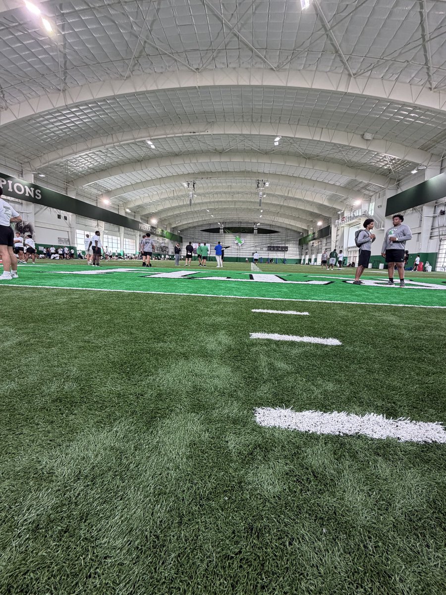 CamSuarez_FB's tweet photo. Had a great time at the UNT camp glad to be able to work https://t.co/zQ0e2rOMgs