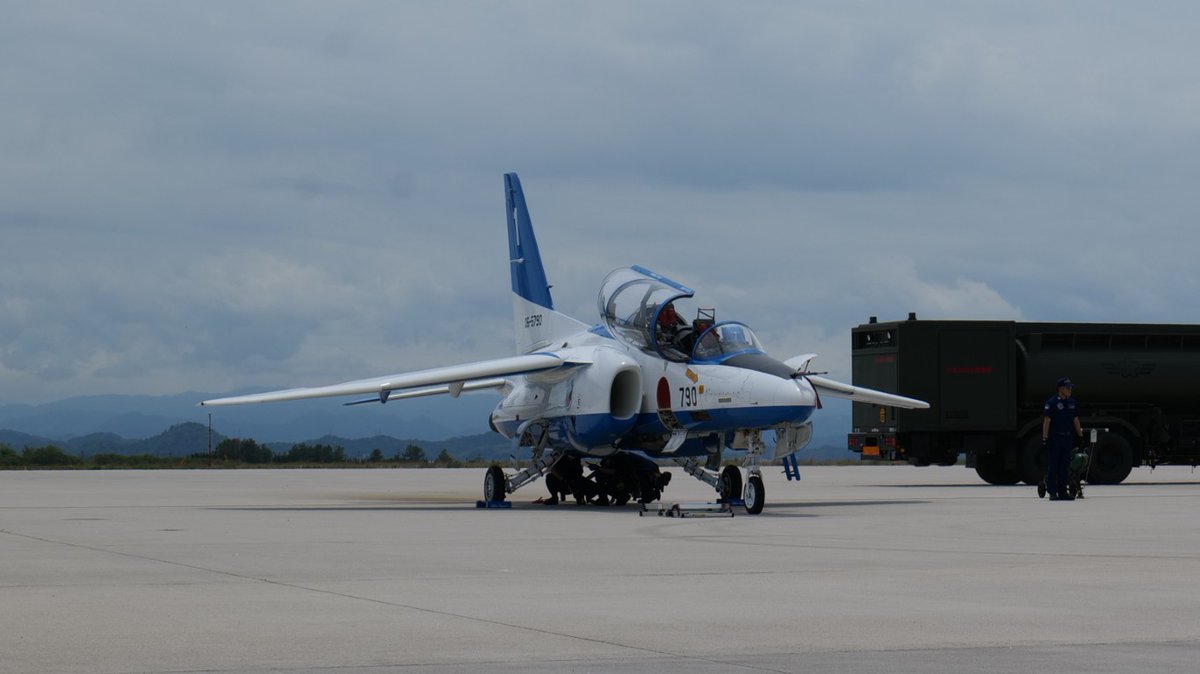 FUayusakai's tweet photo. 【美保基地航空祭2026】KC-46A・KC-767・ブルーインパルス集結!航空機地上展示が熱すぎた
https://t.co/5jlD2ePbbw
#美保基地航空祭 #美保基地 #航空祭 #航空自衛隊 #ブルーインパルス #KC46A #KC767 #MihoAirBase #MihoAirBaseAirFestival #BlueImpulse #C2 #KC46A #T400 #T7 #C130H #U4 #U680A https://t.co/tIjXTOlxiK