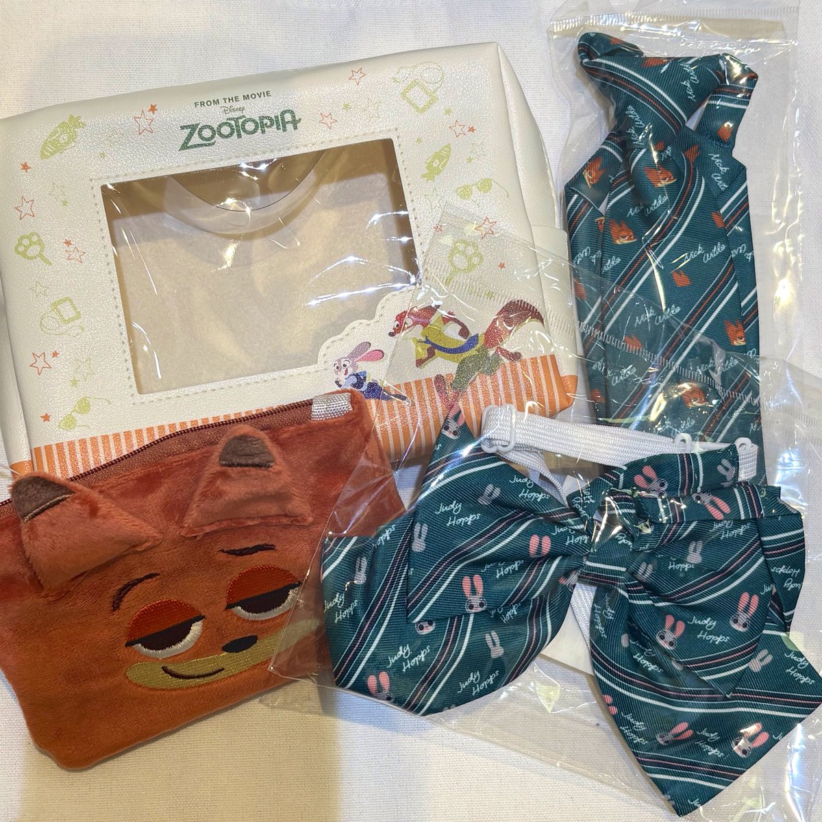 390aeonsuzuka's tweet photo. ⭐️再入荷⭐️

『ズートピア』より完売しておりました
一部商品が本日再入荷いたしました！🦊🐰

ぜひ店頭にてご覧くださいませ🎶🙌🏻 https://t.co/uBdCsTKVUO
