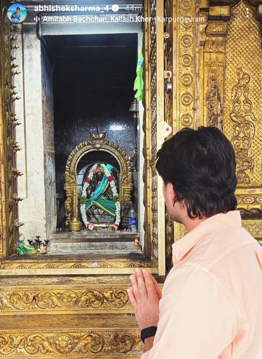 CricCrazyJohns's tweet photo. Abhishek Sharma taking the blessings ahead of the Ireland tour. ❤️🙏 https://t.co/OVn0VQvzZZ