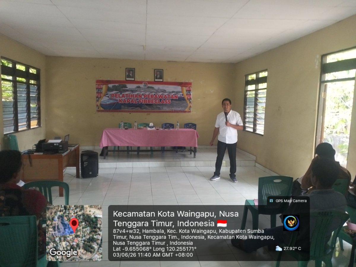 askar_unha's tweet photo. Rabu, 3-4/06/26, Luhkan Sumba Timur, memfasilitasi Kelompok dalam Pelatihan Perawatan Kapal Fiberglass bagi Kelompok Pelaku Utama KP di Kelurahan Hambala Kec. Kota Waingapu yg di ikuti oleh 10 KUB yg berada di wilayah kerja.
@bppsdm_puslatkp 
@bppsdm_gondol https://t.co/Qqv2jIEA4T