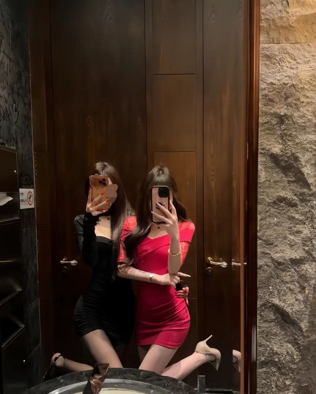 2 pic. 开始啦！ 现拍的饺子皮 赶紧看、我要删了 https://t.co/oAyhGxybIT
