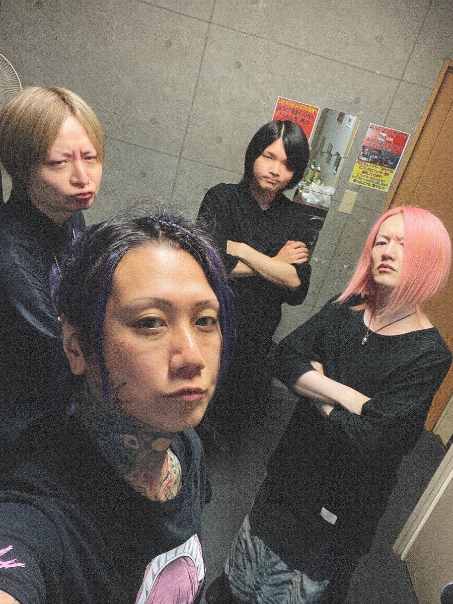 shincha_oumura's tweet photo. 本日でm:a.ture 20周年。
ありがとうございます。

Today marks 20 incredible years since m:a.ture was born.
Thank you to every fan who has walked this journey with us, to my bandmates who poured their souls into every note, and to all the moments we’ve shared on stage and beyond.
Here’s to the music, the memories, and the next chapter ahead.
With all my heart — thank you. 

#まちゅ #20thAnniversary