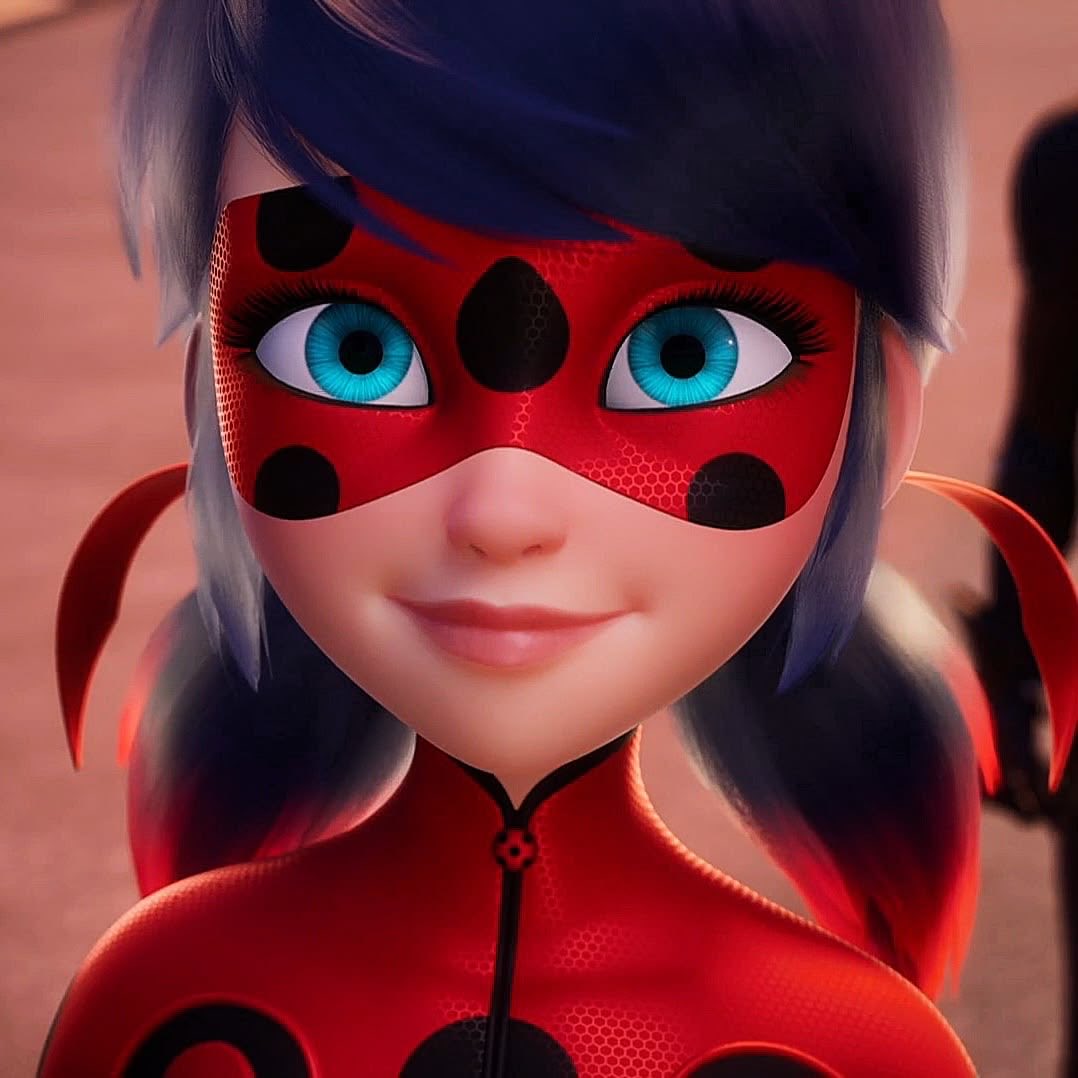 ladriensthetic's tweet photo. post truth reveal and they’ll become paris’s most hated people with adrien being monarch’s son and ladybug called a liar but they can’t comfort each other. ladybug wants to but adrien avoids her feeling hurt by her betrayal https://t.co/X5jCs67xbM