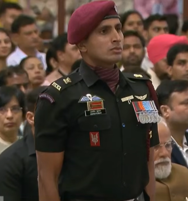 MeghUpdates's tweet photo. Shaurya Chakras awarded for exceptional gallantry:
— Officer, 6 PARA SF for Op Bihali
— Officer, 5 PARA SF for Op Keller
— MARCOS Officer for Op Keitsun
— Officer, 7 PARA SF for Op Halkan https://t.co/66LlFH8JfG