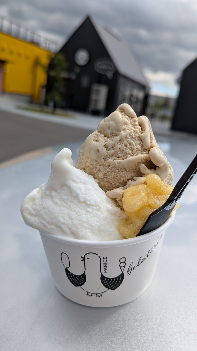 KEI96734212's tweet photo. 麻婆食べた後は
PANICEさんで
ピスタチオと八仙の酒粕ジェラート🍦✨️
やっぱりPANICEのピスタチオは香ばしさ違う🤩🍦
#PANICE
#ピスタチオと酒粕 https://t.co/K2V2ch1Njn