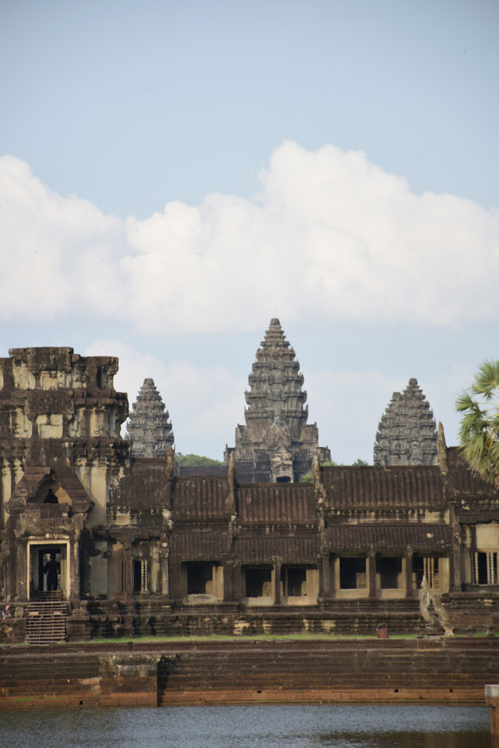 CambodiaNote tweet picture